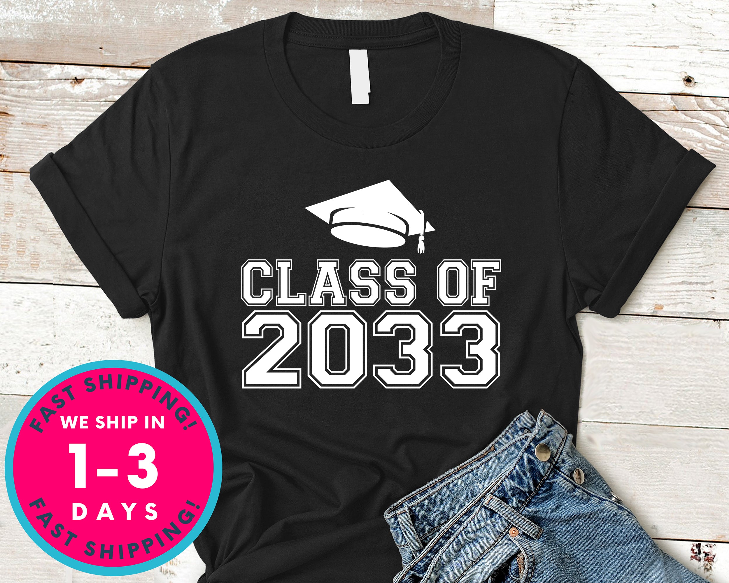 Kindergarten Class Of 2033 T-Shirt - Back To School College Shirt